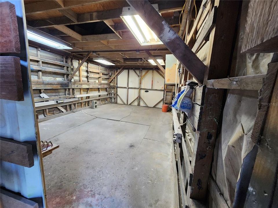 For Sale: $289,900 (2 beds, 2 baths, 1068 Square Feet)