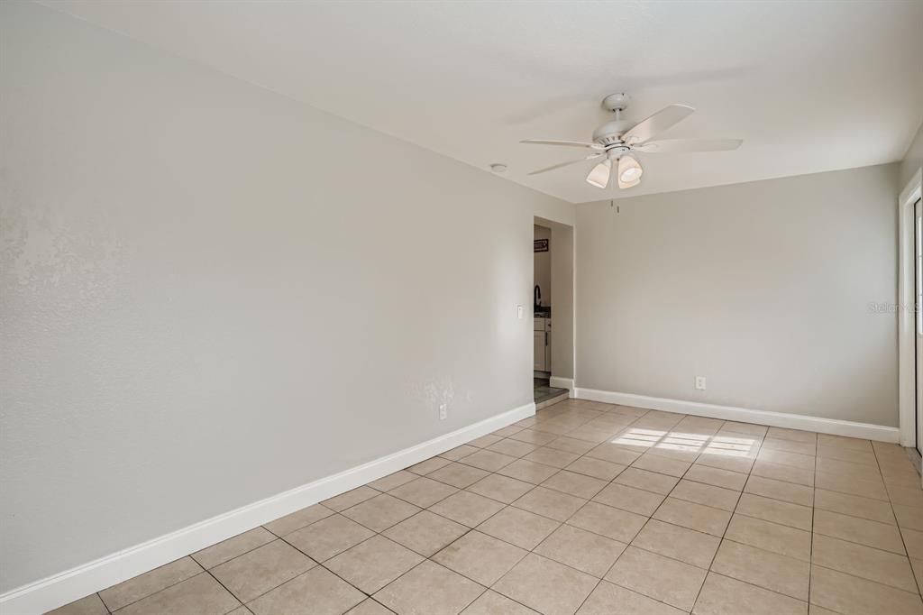 En Venta: $284,000 (3 camas, 1 baños, 1213 Pies cuadrados)