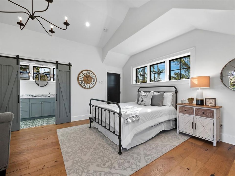 For Sale: $13,995,000 (8 beds, 9 baths, 8402 Square Feet)