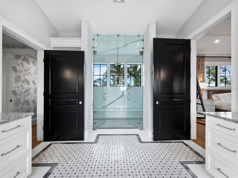 For Sale: $13,995,000 (8 beds, 9 baths, 8402 Square Feet)