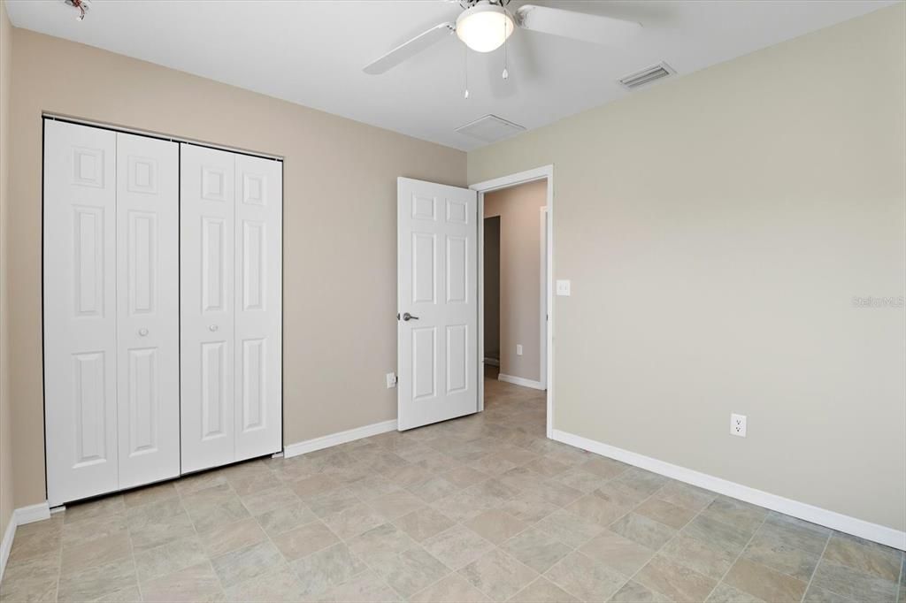 待售: $314,900 (4 贝兹, 2 浴室, 1492 平方英尺)