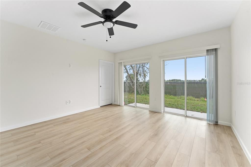 В аренду: $1,950 (3 спален, 2 ванн, 1148 Квадратных фут)