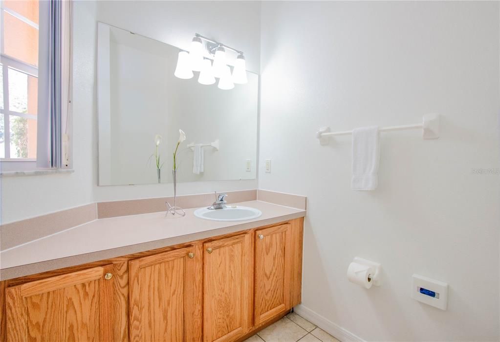 For Sale: $243,477 (3 beds, 2 baths, 1291 Square Feet)