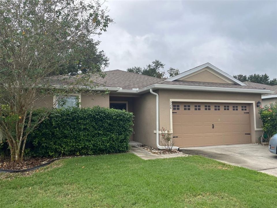 For Rent: $2,200 (4 beds, 2 baths, 1816 Square Feet)