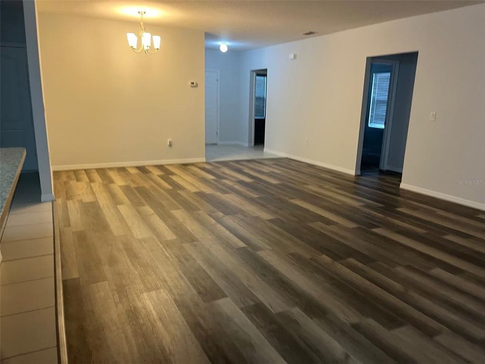 For Rent: $2,200 (4 beds, 2 baths, 1816 Square Feet)