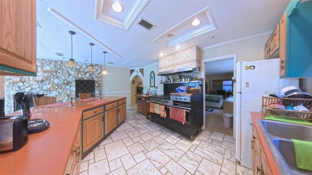 En Venta: $2,500,000 (2 camas, 2 baños, 1872 Pies cuadrados)