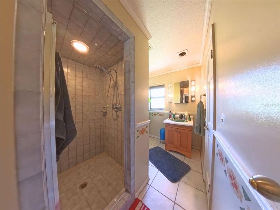 En Venta: $2,500,000 (2 camas, 2 baños, 1872 Pies cuadrados)