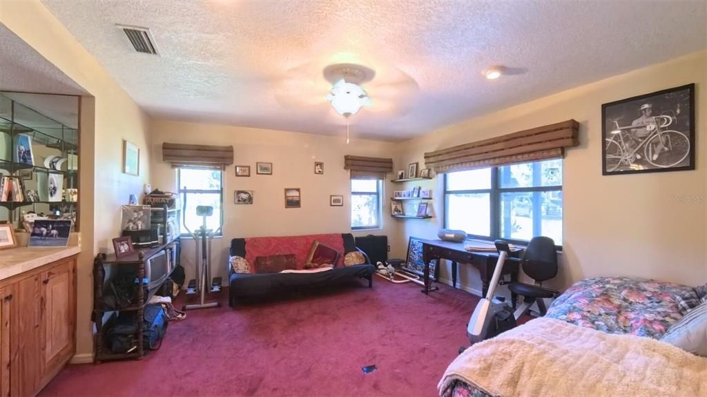 En Venta: $2,500,000 (2 camas, 2 baños, 1872 Pies cuadrados)