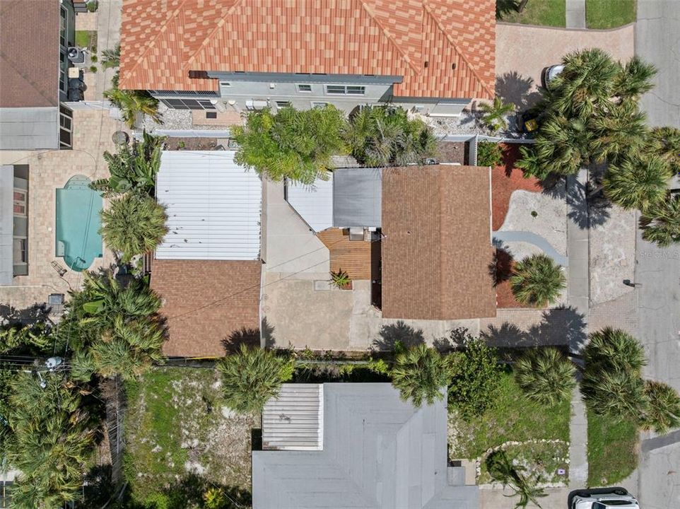 待售: $750,000 (2 贝兹, 1 浴室, 917 平方英尺)