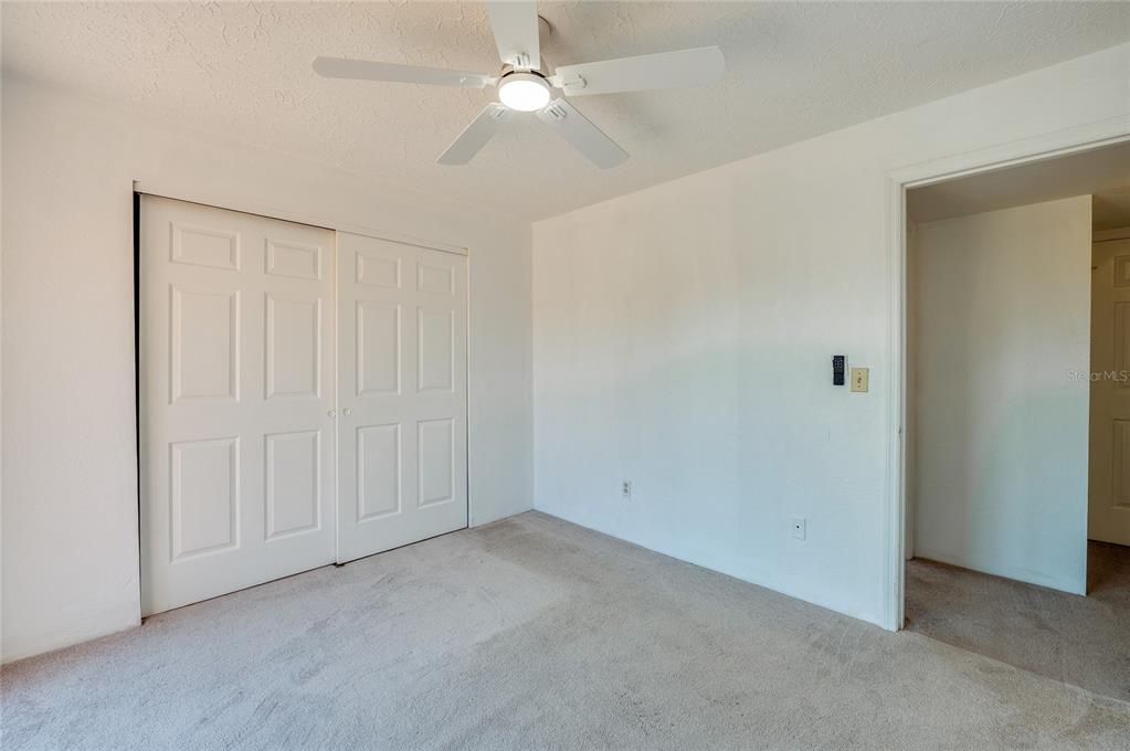 В аренду: $1,800 (3 спален, 1 ванн, 1686 Квадратных фут)