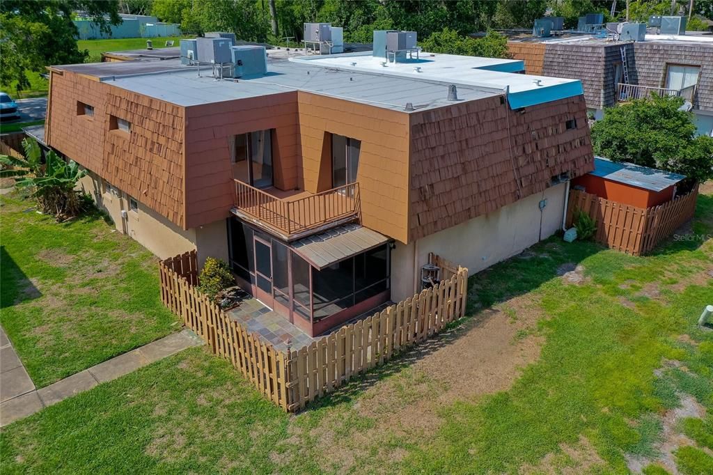 В аренду: $1,800 (3 спален, 1 ванн, 1686 Квадратных фут)