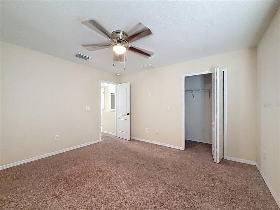 For Sale: $425,000 (5 beds, 3 baths, 2180 Square Feet)