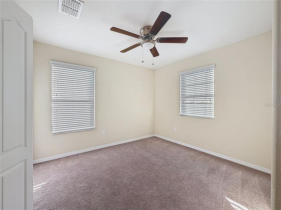 For Sale: $425,000 (5 beds, 3 baths, 2180 Square Feet)