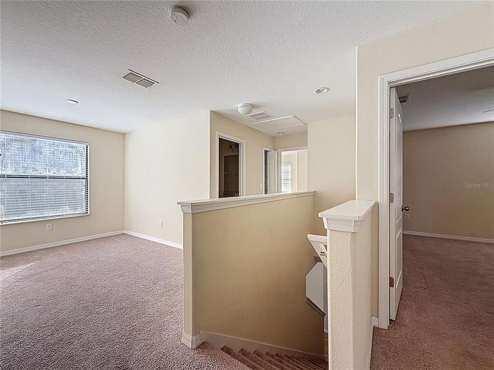 For Sale: $425,000 (5 beds, 3 baths, 2180 Square Feet)