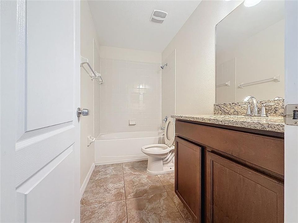 For Sale: $425,000 (5 beds, 3 baths, 2180 Square Feet)