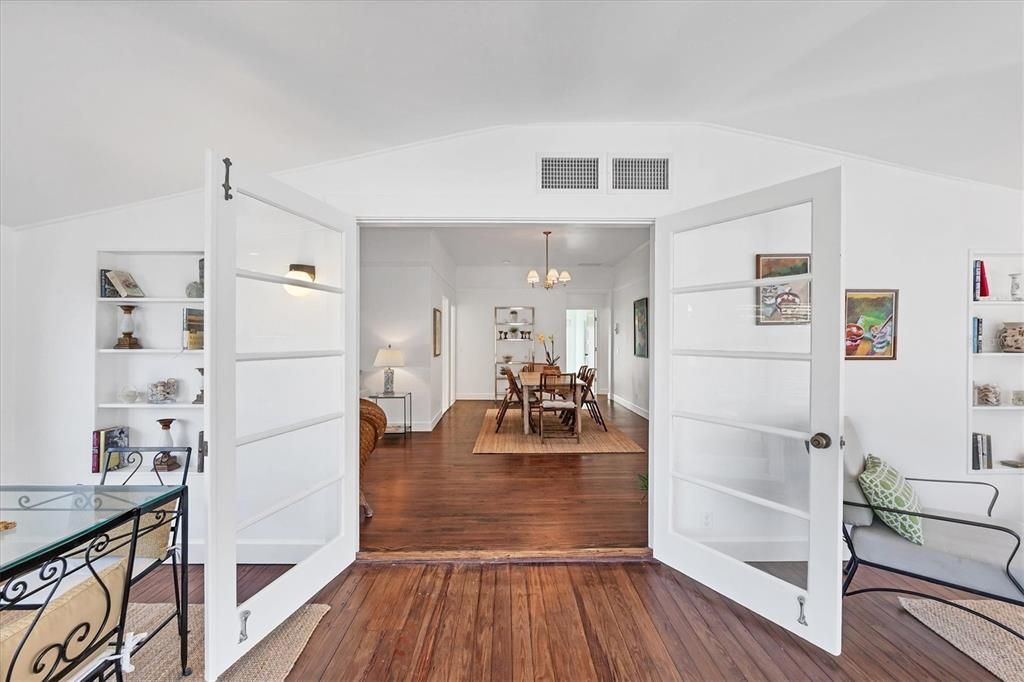 待售: $2,950,000 (3 贝兹, 2 浴室, 1609 平方英尺)