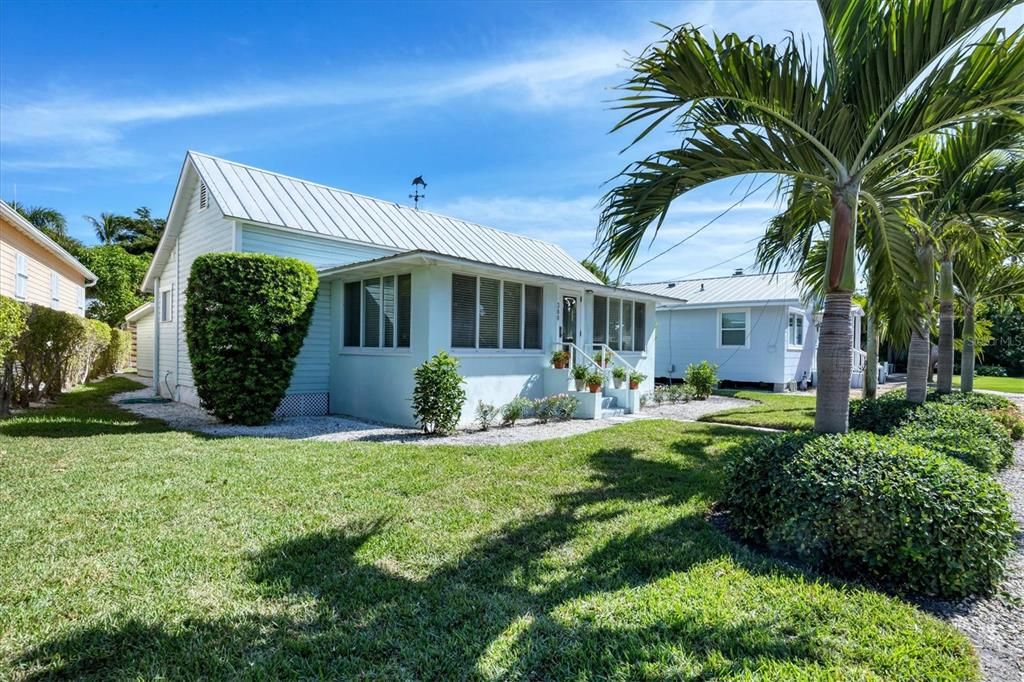 待售: $2,950,000 (3 贝兹, 2 浴室, 1609 平方英尺)