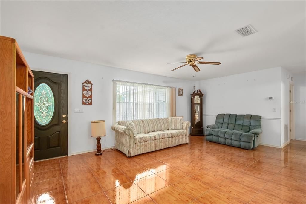 En Venta: $249,500 (2 camas, 2 baños, 1446 Pies cuadrados)