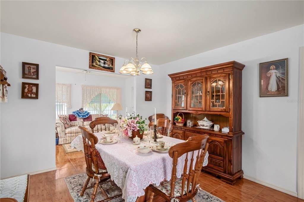 En Venta: $249,500 (2 camas, 2 baños, 1446 Pies cuadrados)