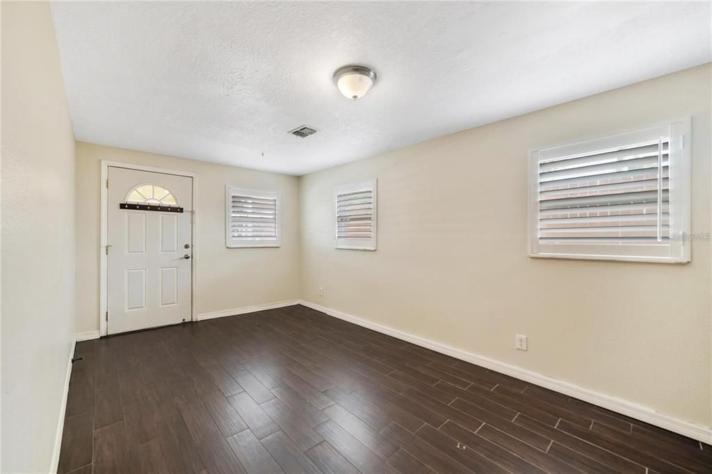 For Sale: $474,990 (3 beds, 2 baths, 1818 Square Feet)