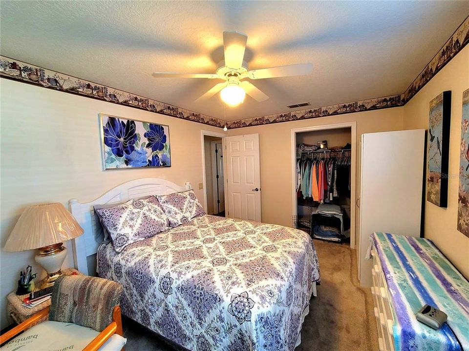 For Sale: $325,000 (3 beds, 2 baths, 1669 Square Feet)