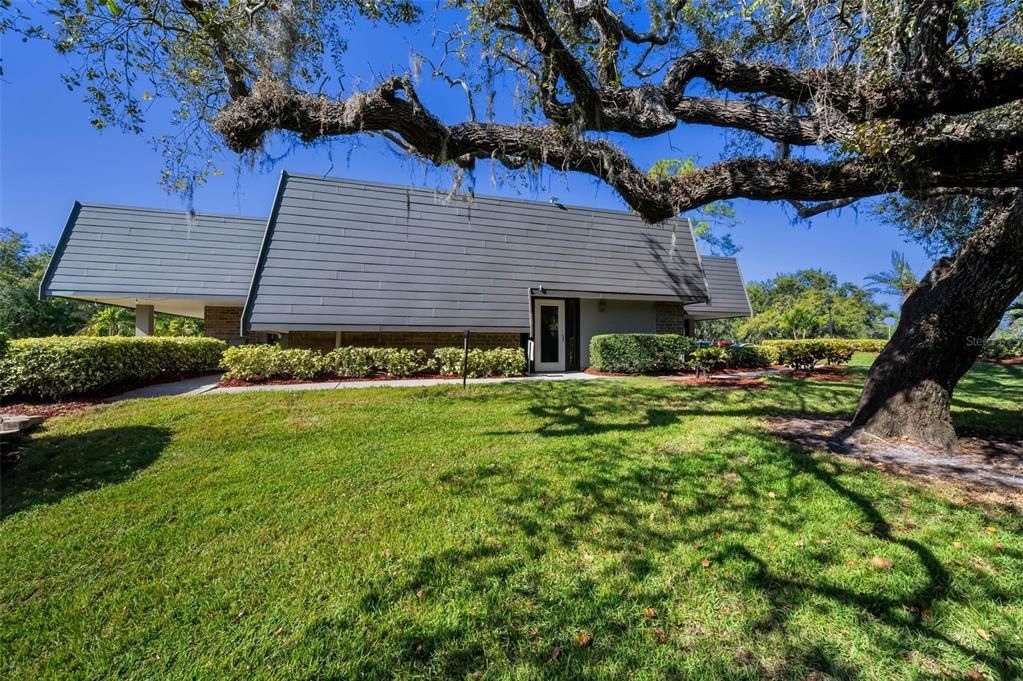 На продажу: $375,000 (2 спален, 2 ванн, 1175 Квадратных фут)