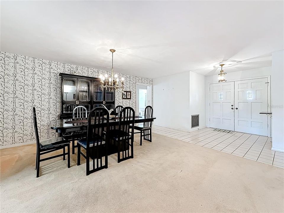 En Venta: $549,900 (3 camas, 3 baños, 2298 Pies cuadrados)