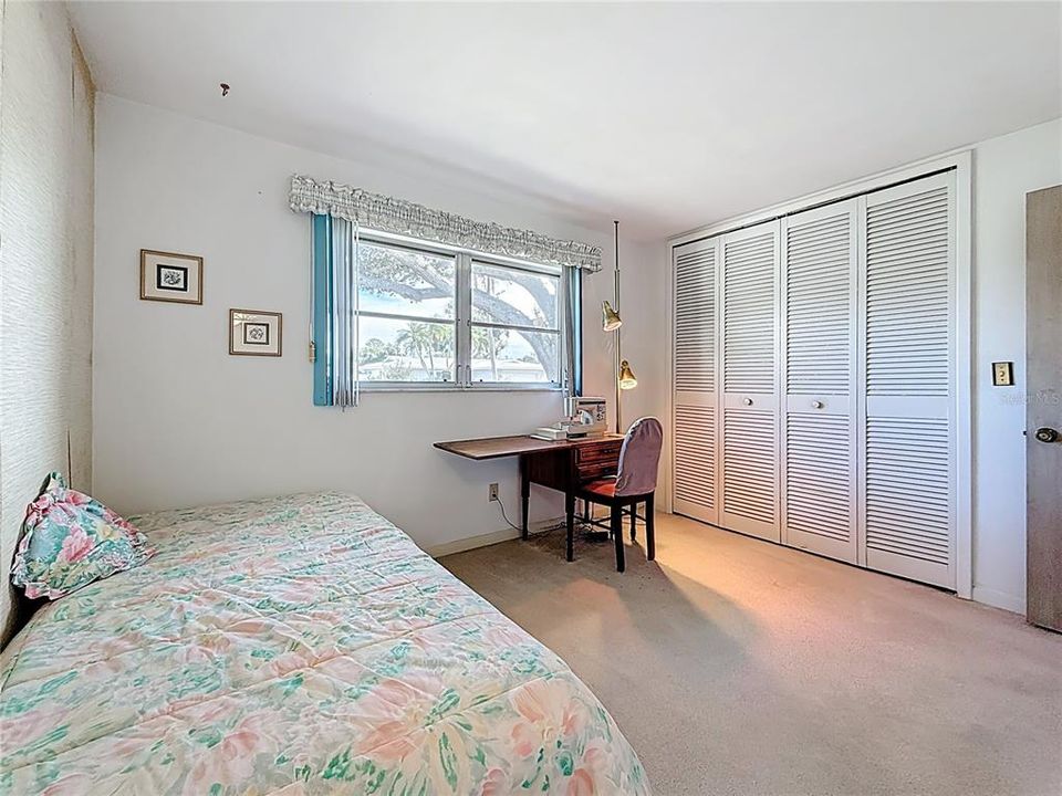 En Venta: $549,900 (3 camas, 3 baños, 2298 Pies cuadrados)