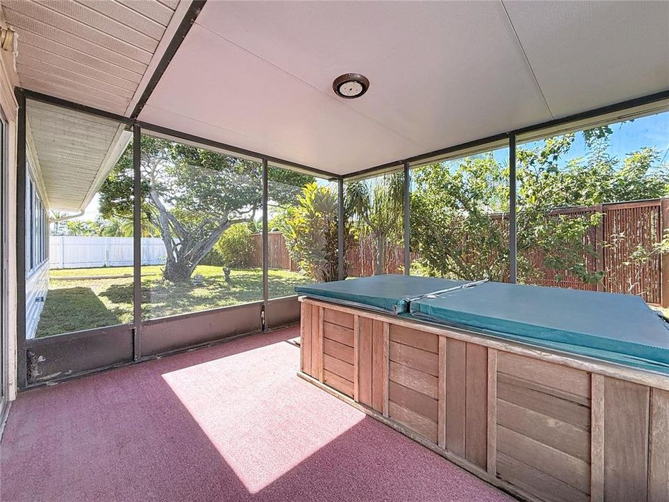 En Venta: $549,900 (3 camas, 3 baños, 2298 Pies cuadrados)