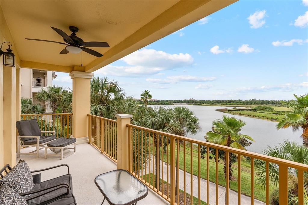 合同活跃: $629,999 (2 贝兹, 2 浴室, 2097 平方英尺)