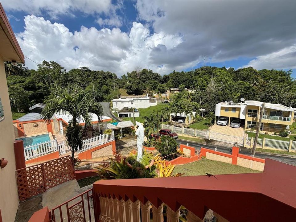 Под контрактом: $410,000 (4 спален, 3 ванн, 1668 Квадратных фут)