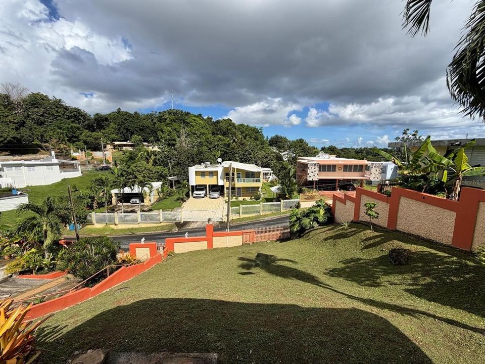 Под контрактом: $410,000 (4 спален, 3 ванн, 1668 Квадратных фут)