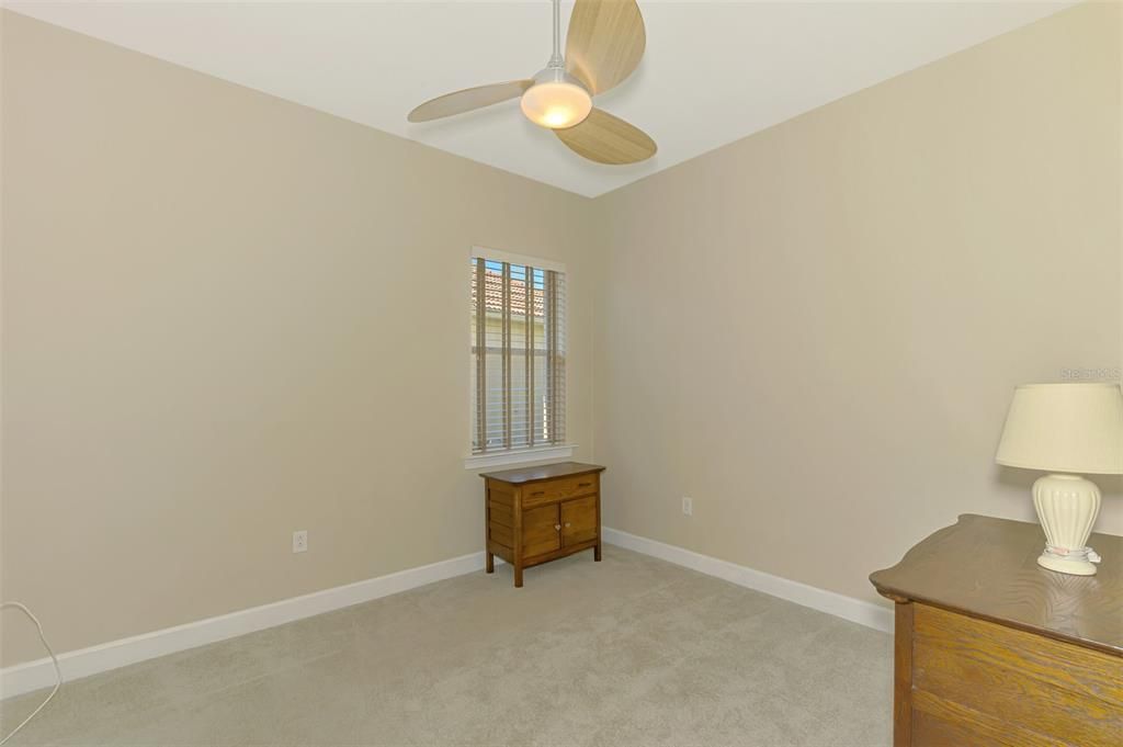 En Venta: $470,000 (3 camas, 3 baños, 2194 Pies cuadrados)