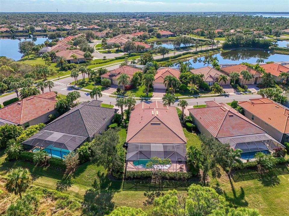 En Venta: $470,000 (3 camas, 3 baños, 2194 Pies cuadrados)