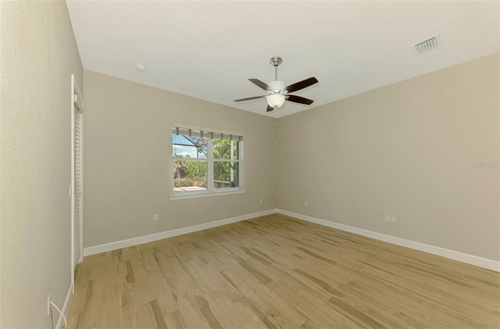 En Venta: $470,000 (3 camas, 3 baños, 2194 Pies cuadrados)