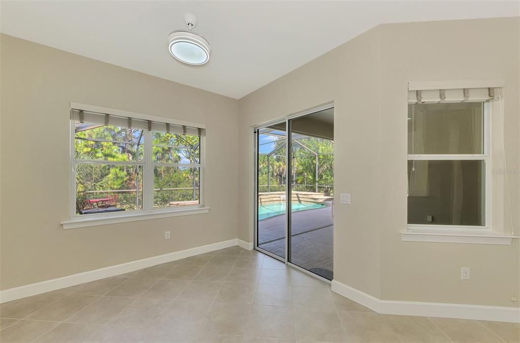 En Venta: $470,000 (3 camas, 3 baños, 2194 Pies cuadrados)