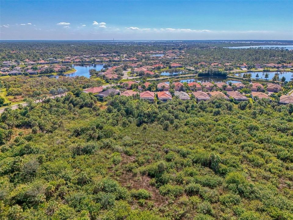 En Venta: $470,000 (3 camas, 3 baños, 2194 Pies cuadrados)