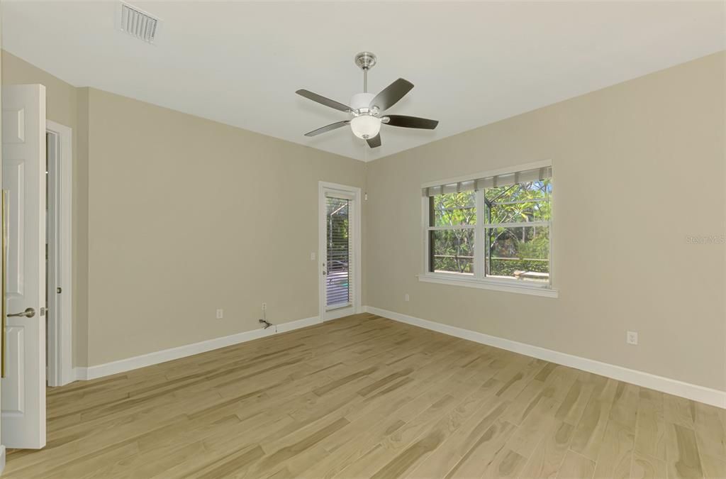 En Venta: $470,000 (3 camas, 3 baños, 2194 Pies cuadrados)