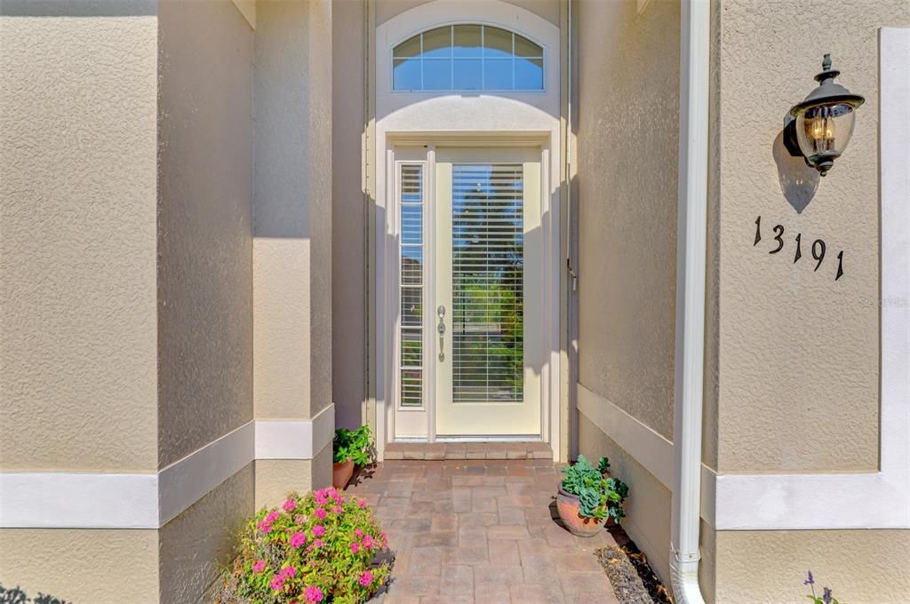 En Venta: $470,000 (3 camas, 3 baños, 2194 Pies cuadrados)