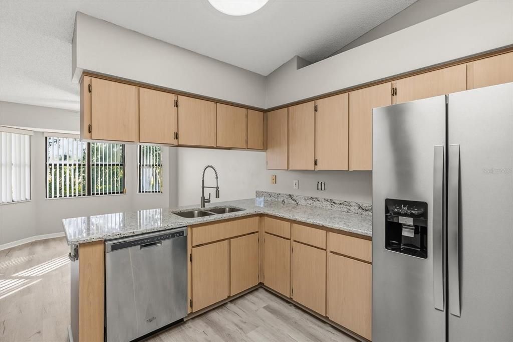 For Sale: $285,000 (3 beds, 2 baths, 1841 Square Feet)