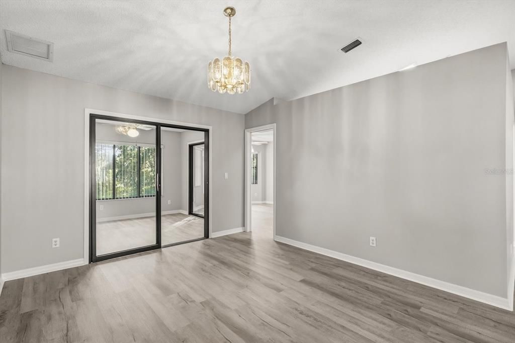 For Sale: $285,000 (3 beds, 2 baths, 1841 Square Feet)