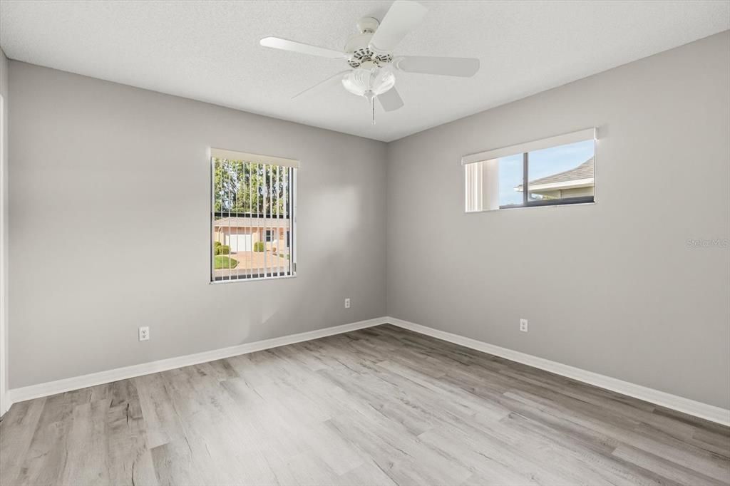 For Sale: $285,000 (3 beds, 2 baths, 1841 Square Feet)