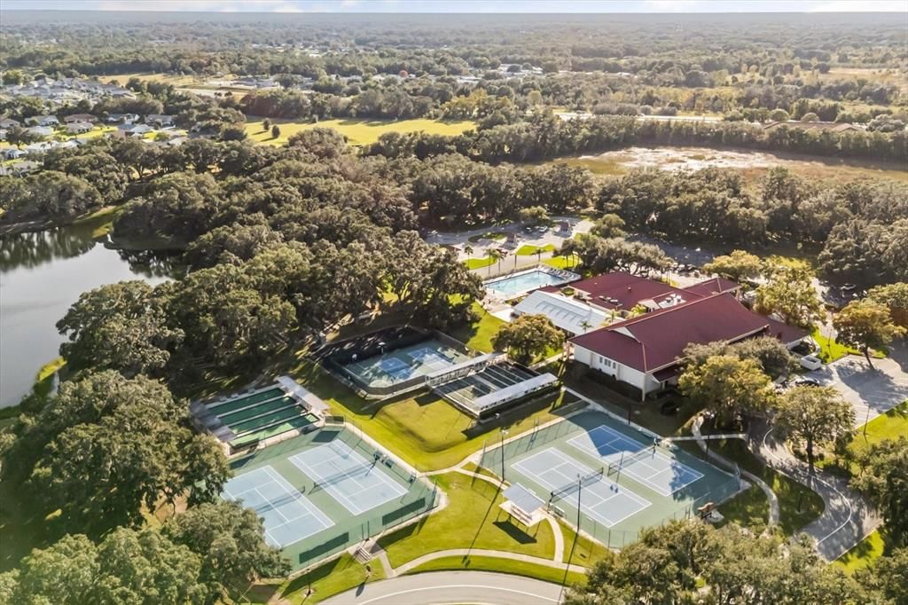 For Sale: $285,000 (3 beds, 2 baths, 1841 Square Feet)