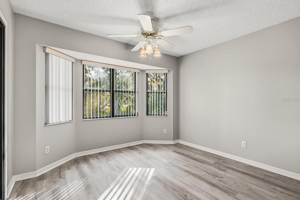 For Sale: $285,000 (3 beds, 2 baths, 1841 Square Feet)