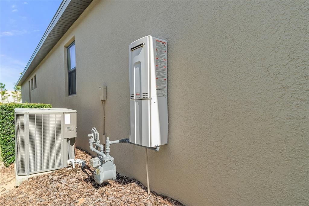 Activo con contrato: $500,000 (3 camas, 2 baños, 2193 Pies cuadrados)