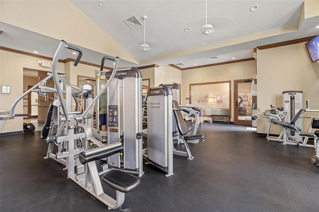 Activo con contrato: $500,000 (3 camas, 2 baños, 2193 Pies cuadrados)