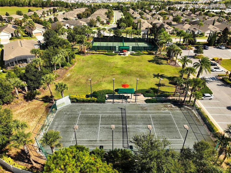 Activo con contrato: $500,000 (3 camas, 2 baños, 2193 Pies cuadrados)