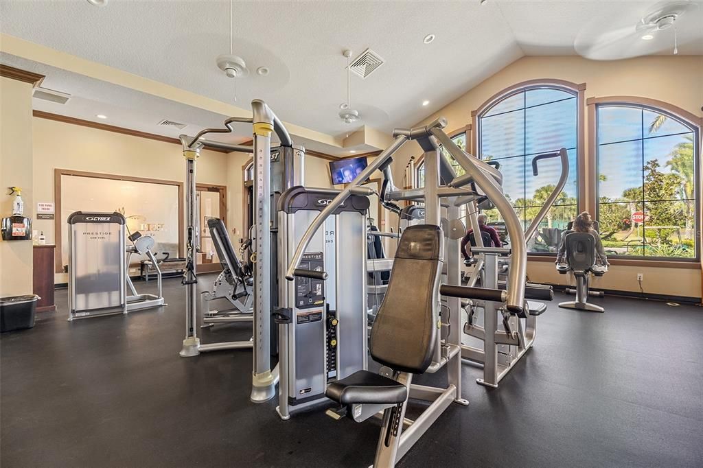 Activo con contrato: $500,000 (3 camas, 2 baños, 2193 Pies cuadrados)