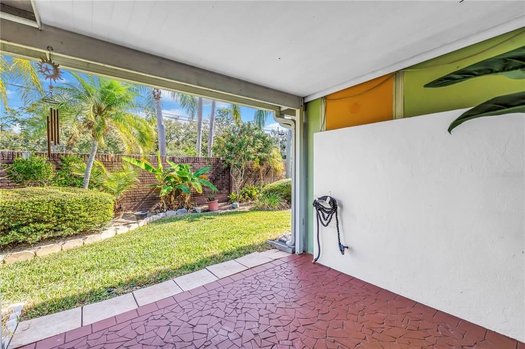 En Venta: $290,000 (2 camas, 2 baños, 1400 Pies cuadrados)