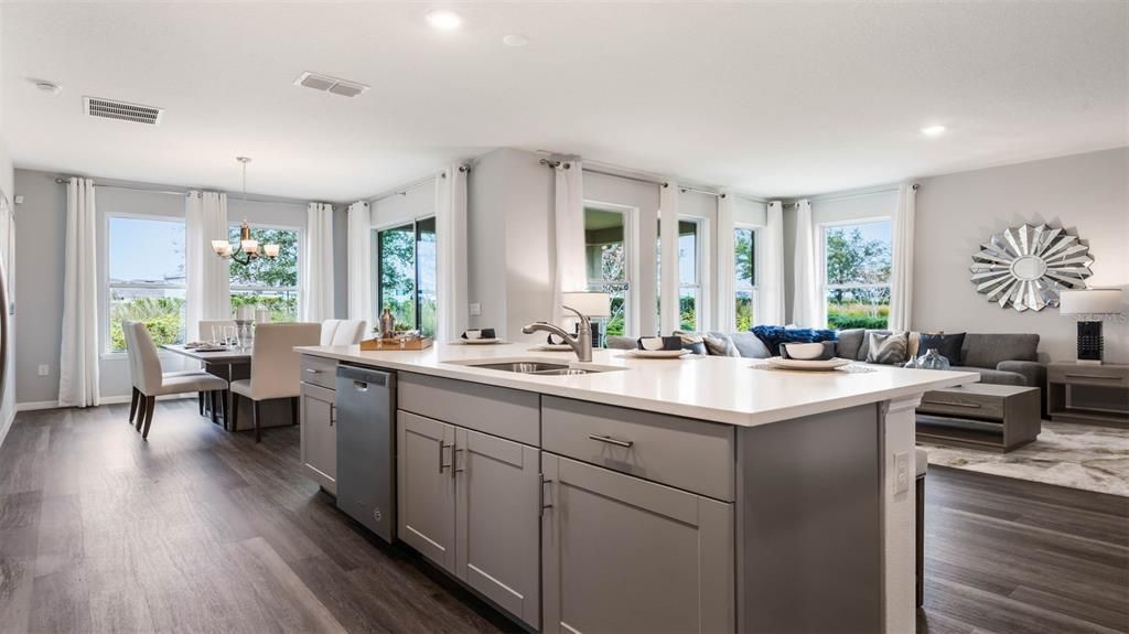 Active With Contract: $499,990 (4 beds, 3 baths, 2108 Square Feet)